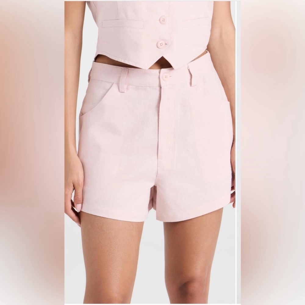Rolla’s Mirage Linen Shorts. Size: Small. Color: Baby Pink.